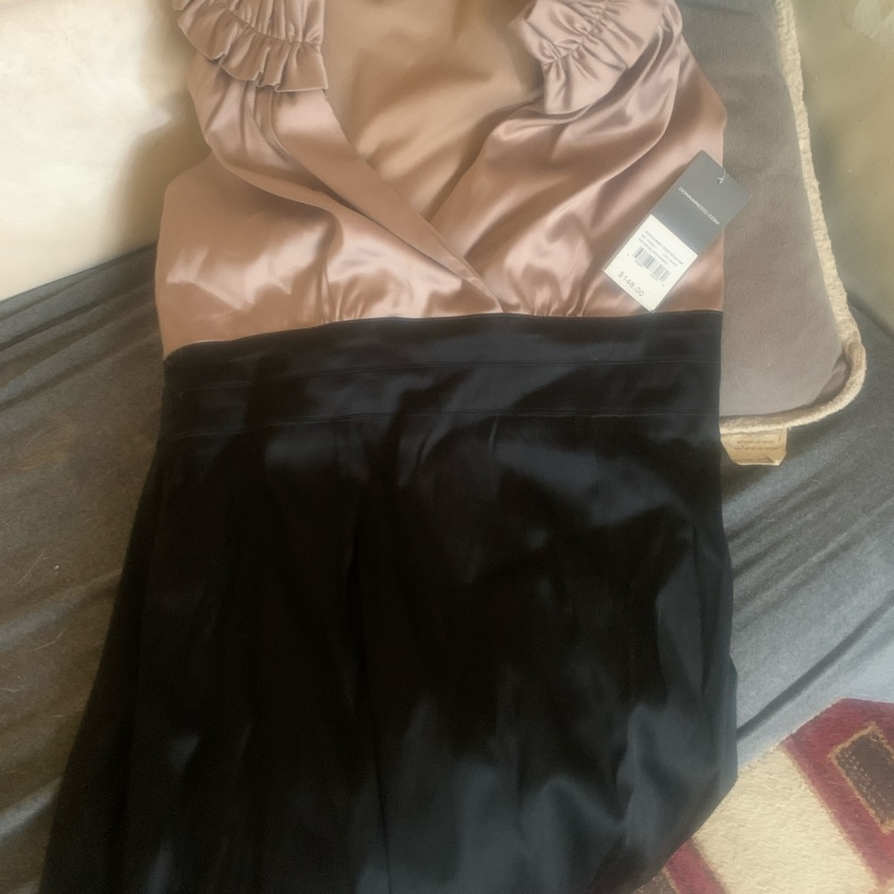 Dress - Picture 2 of 2
